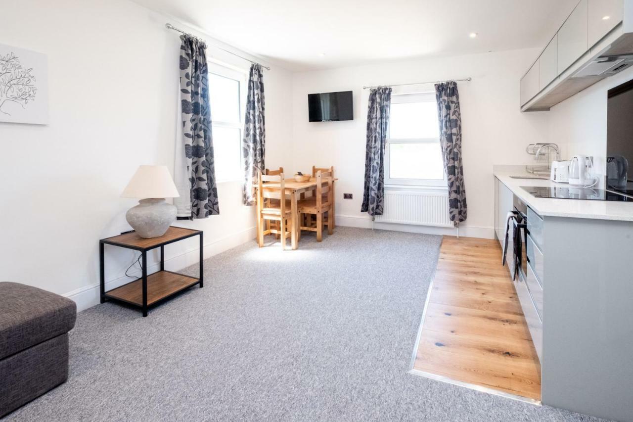 Rowan - Three Tuns Apartments , Wickham Market - By Aldeburgh Coastal Cottages Pettistree エクステリア 写真